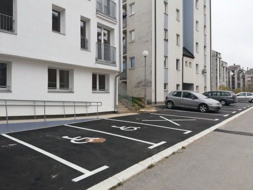 parking Sevojno 