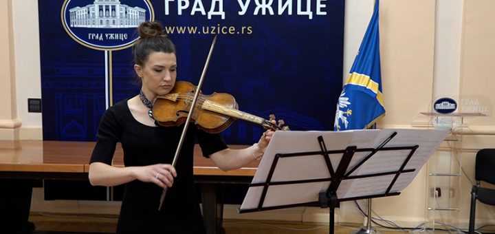 Violinistkinja Sara Matović